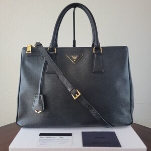 COPY - PRADA saffiano galleria medium